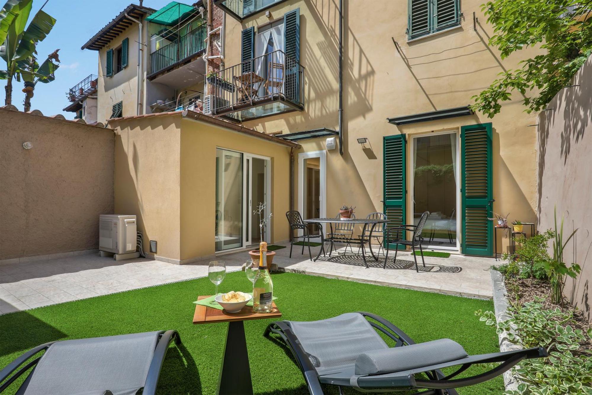 La Piccola Corte - Sweet Dreams In Firenze Bagian luar foto